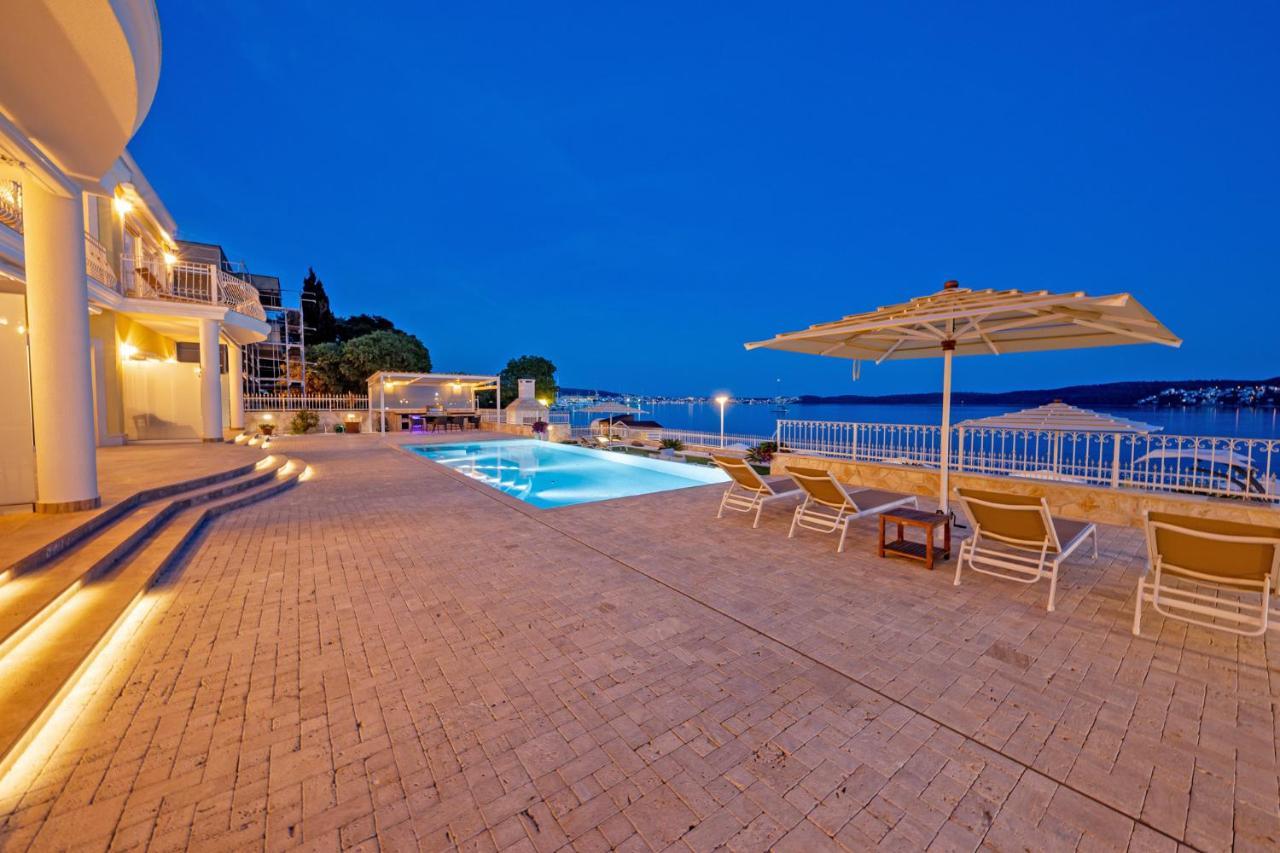 Villa Bella Vista Am Meer トロギール エクステリア 写真